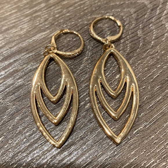 Drop Earrings • Costume Jewelry • wedding jewelry •  “diamonds” & “yellow” - Picture 10 of 12